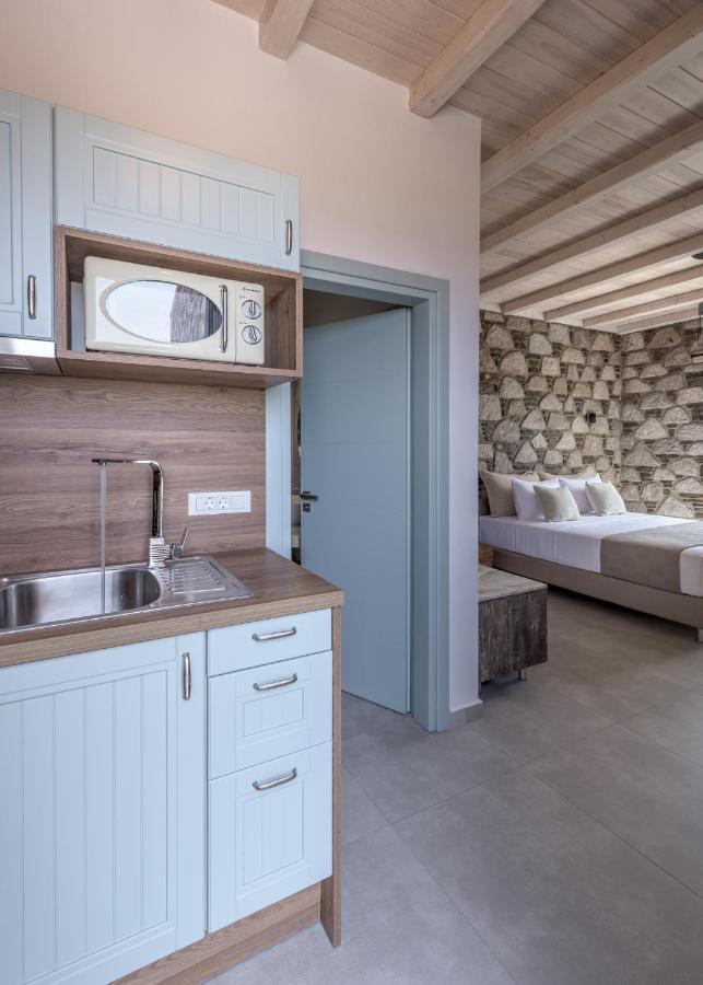 Thea Sunset Suites Mytakas Экстерьер фото