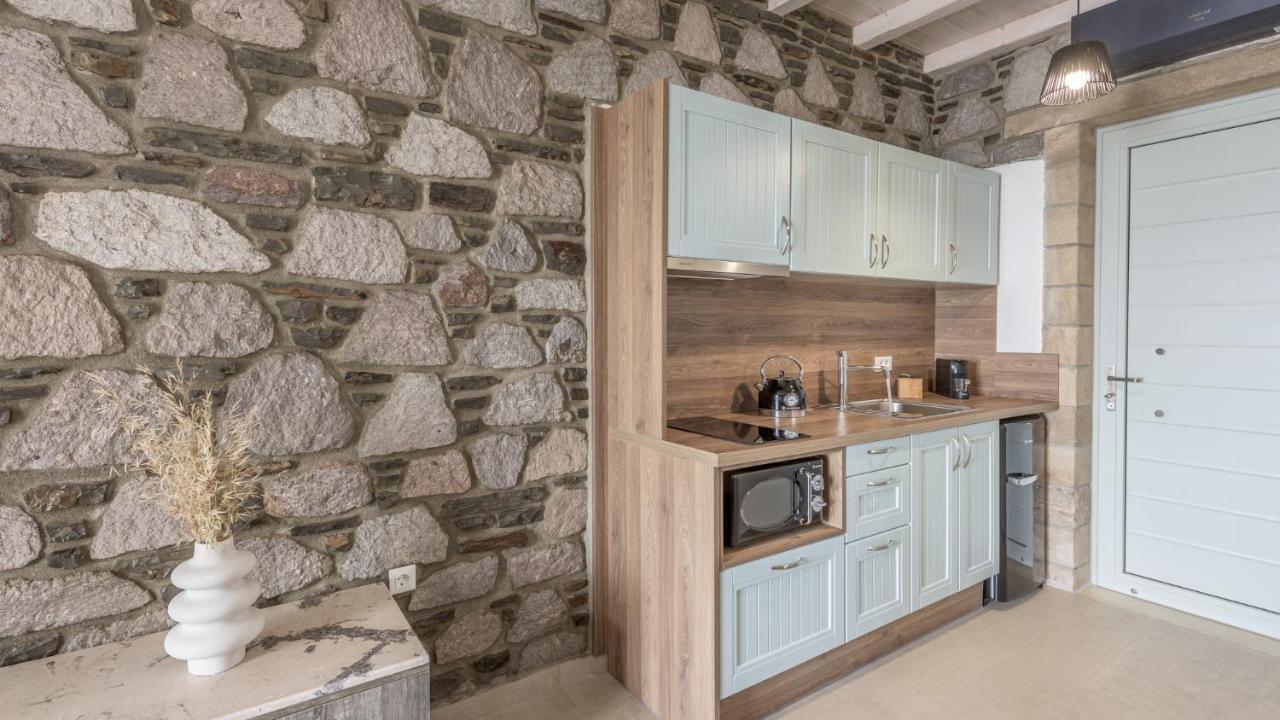 Thea Sunset Suites Mytakas Экстерьер фото